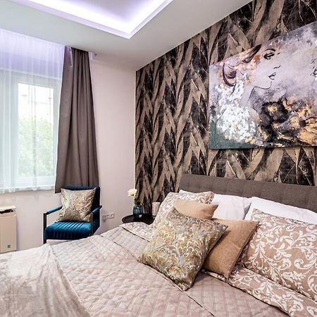 Vidra-Lak With Private Parking Apartment Budapest Bagian luar foto